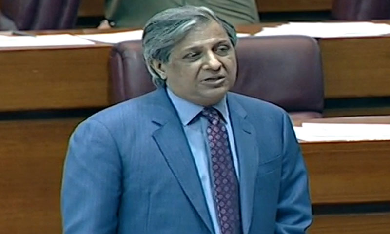 عدالتوں پر تنقید آسان مگر شواہد دینا اصل چیلنج ہے، وزیر قانون Azam Nazeer