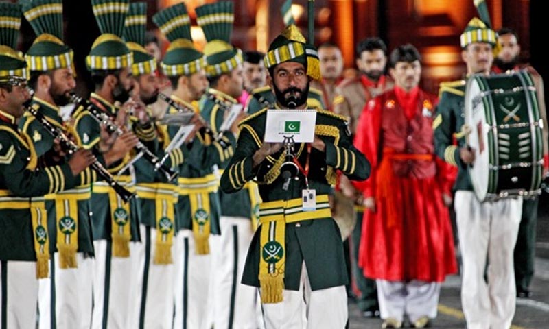 ملٹری بینڈز: جنگوں کا پانسہ پلٹنے کا مؤثر ہتھیار