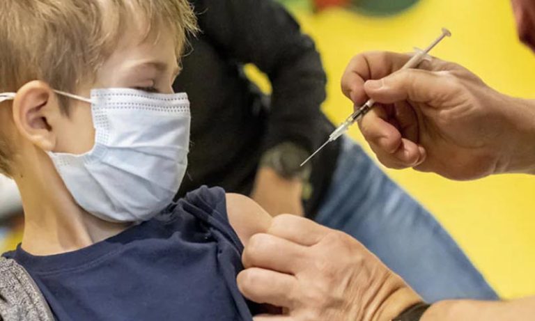 امریکہ نے 6 ماہ اور اس سے بڑی عمر کے بچوں کیلئے کورونا ویکسین کی منظوری دیدی