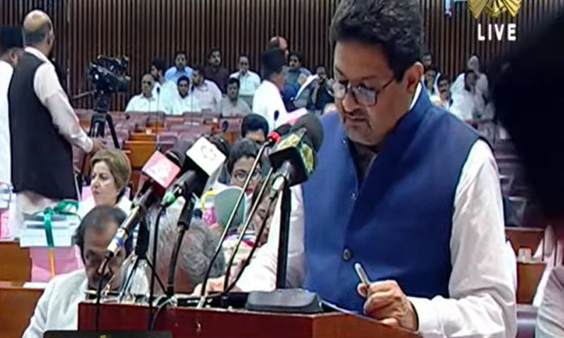 فلم کیلئے صنعت کا درجہ بحال: فنکاروں کیلئے میڈیکل انشورنس، فلمسازوں کیلئے ٹیکس میں چھوٹ