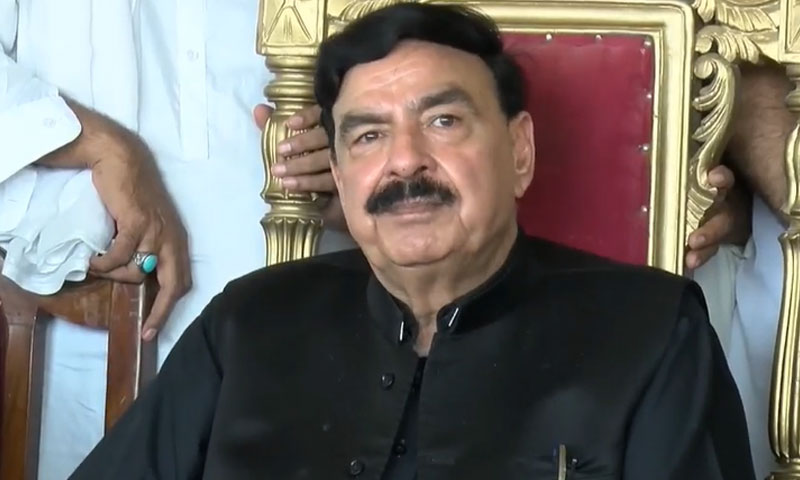 کسی کو اہل اور کسی کو نااہل بنانے کے چکر میں بہت بڑا تنازع ہو سکتا ہے، شیخ رشید