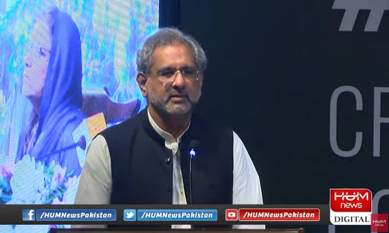 پاکستان میں جو ہورہا ہے اس کی ذمہ دار پارلیمنٹ اور انتظامیہ ہے، شاہد خاقان