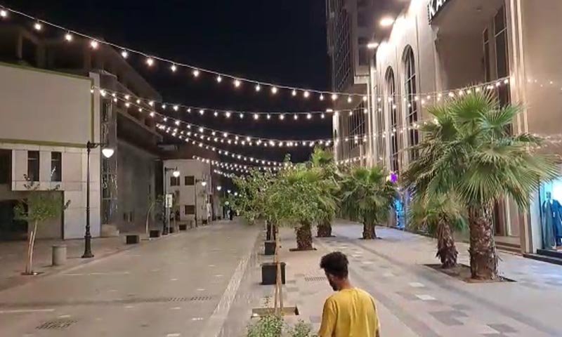 مسجد نبویﷺ سے مسجد قباء تک خصوصی پیدل ٹریک بن گیا، برقی قمقموں سے سج گیا