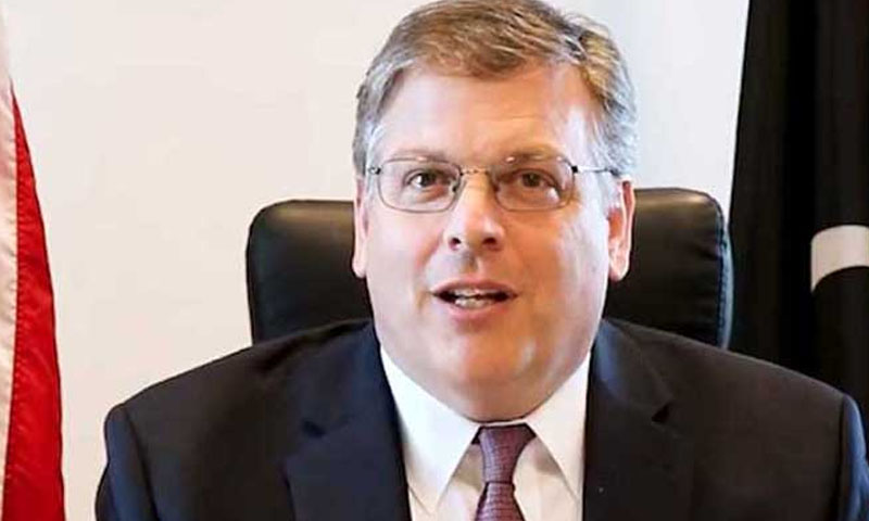 آئی ایم ایف اور ورلڈ بینک کے معاملے پر پاکستانی حکام سے رابطے میں ہیں، امریکی سفیر