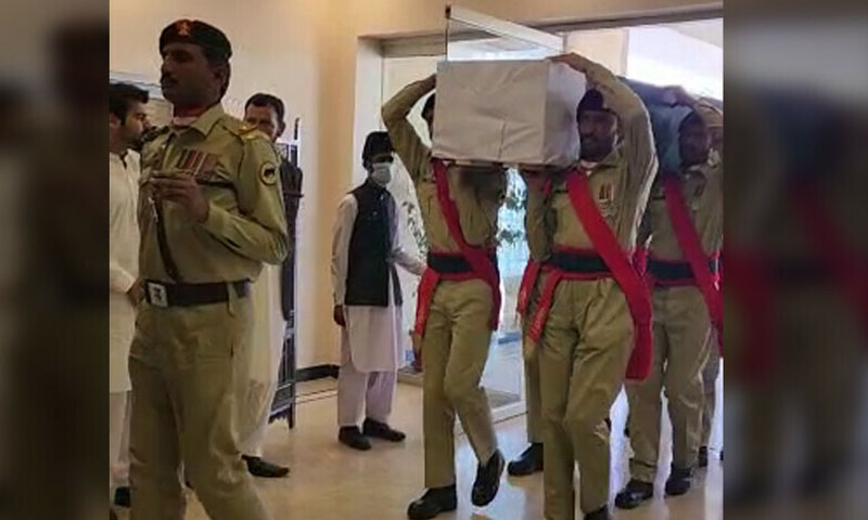 جنرل (ر) پرویز مشرف فوجی اعزاز کے ساتھ سپرد خاک