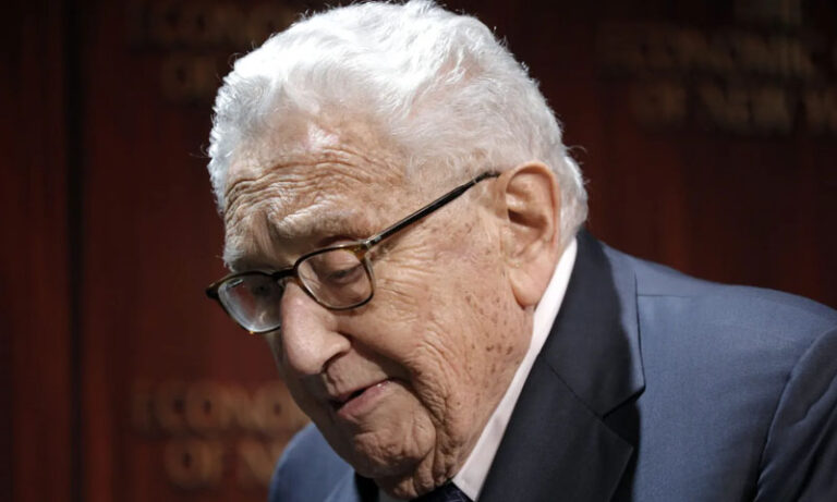 امریکہ و چین کو ساتھ رہنا سیکھنا چاہیے، جنگ منڈلا رہی ہے، مصنوعی ذہانت دشمنی کو تیز کردیگی، کسنجر