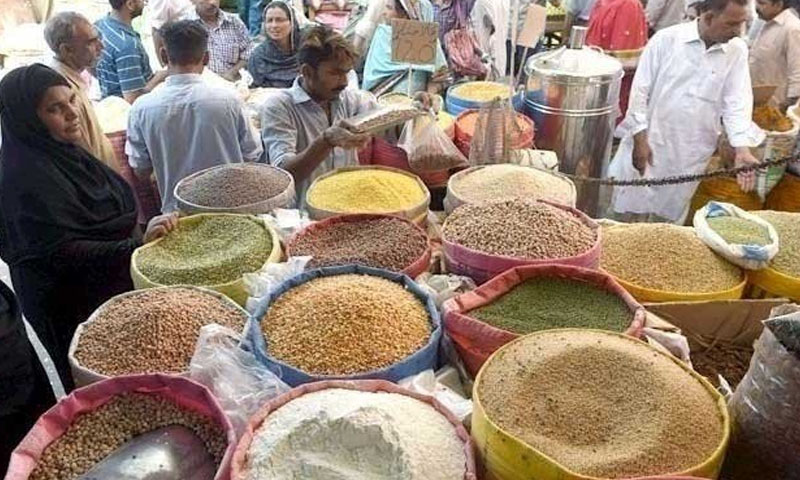 ضروری اشیا کی قیمتوں میں ہفتہ وار بنیادوں پر 0.51 فیصد کمی مہنگائی میں کمی