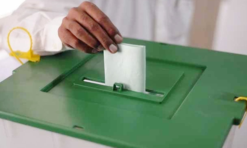 پولنگ کا وقت شروع ہونے کے باوجود مختلف حلقوں میں پولنگ کا عمل تاخیر کا شکار election ضمنی انتخاب