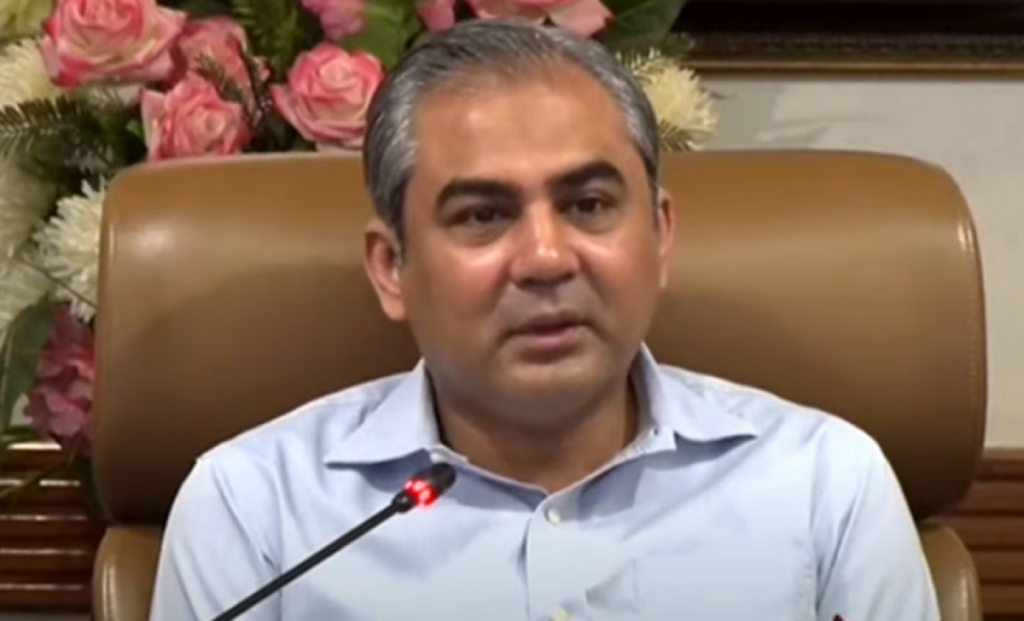 محکمہ تعلیم کی سفارشات کی بنیاد پر سکولوں میں موسم سرما کی تعطیلات میں توسیع کی جائیگی‘محسن نقوی محسن نقوی