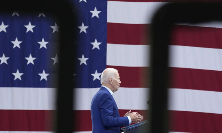 صدر جو بائیڈن کا چین میں امریکی سرمایہ کاری محدود کرنیکا اعلان