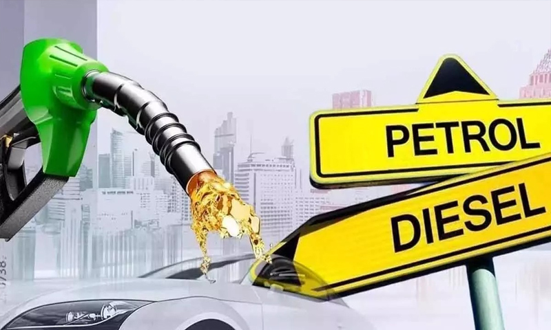 پیٹرول 1.86، ڈیزل 3.32 روپے سستا petrol