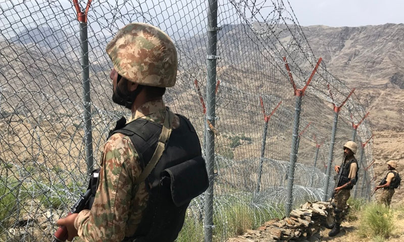 پاک فوج نے ایل او سی پر بھارتی فضائیہ کا کوآڈ کاپٹر مار گرایا