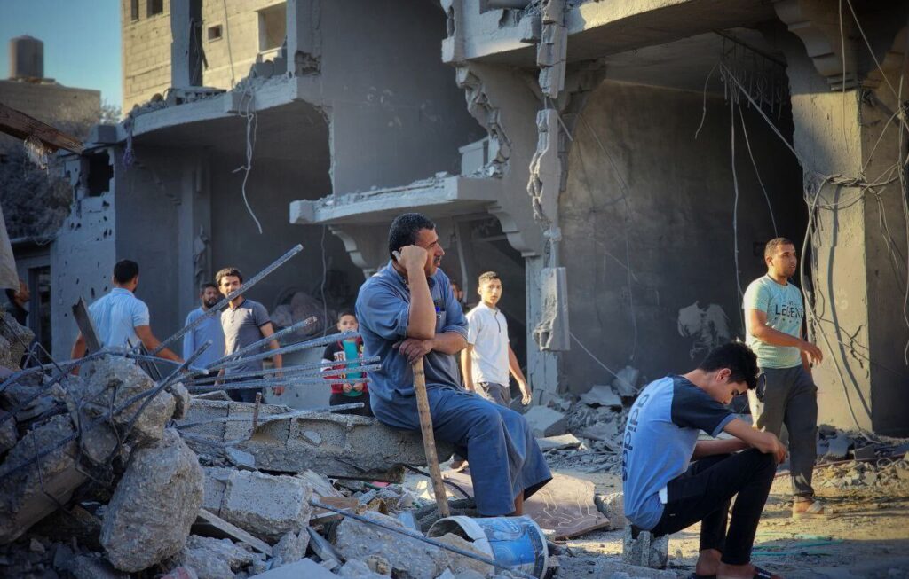 اسرائیلی جارحیت کو 2 ہفتے مکمل، غزہ میں زندگی کے آثار ختم ہونے لگے