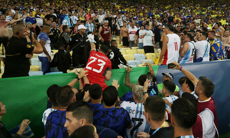 فیفا ورلڈ کپ 2026 کوالیفائر: برازیل، ارجنٹائن میچ، اسٹیڈیم میدان جنگ بن گیا