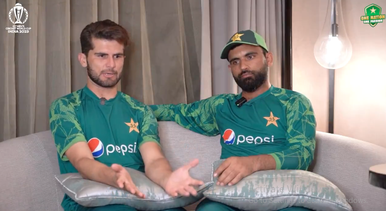 ہمیں برے وقتوں میں آپکی ضرورت ہے، پلیز سپورٹ پاکستان کرکٹ ٹیم، شاہین آفریدی