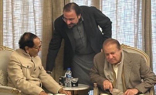 پنجاب کی سیاست میں بڑی ملاقات، نواز شریف کی چودھری شجاعت کے گھر آمد