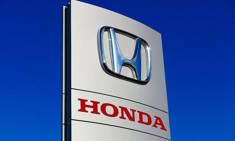 ہونڈا کا اپنی معروف گاڑی کی قیمت میں بھاری کمی کا اعلان