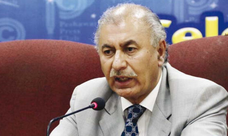 پاکستان میں گیس کی صوبوں میں غیر منصفانہ تقسیم پر سینیٹر محسن عزیز برہم