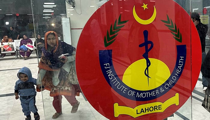 پنجاب میں نمونیہ شدت اختیار کرگیا، 7 روز میں 71 بچے زندگی کی بازی ہار بیٹھے