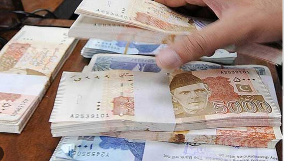 وزیر اعظم کے ترقیاتی پیکیج میں 53 ارب روپے کا کٹ لگانے کا فیصلہ ترقیاتی پیکیج