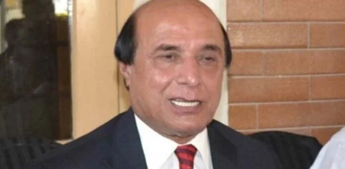 لطیف کھوسہ 190 ملین پائونڈز کیس سے الگ ہو گئے ، علی ظفر عمران خان کی وکالت کریں گے