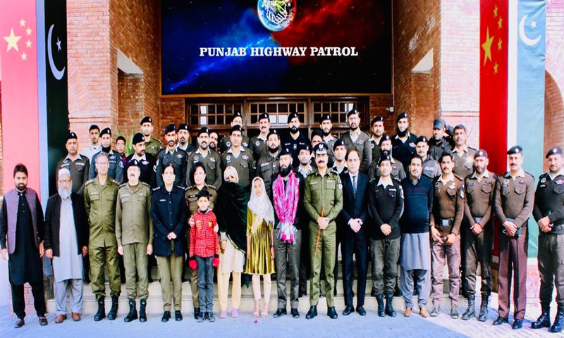 20 سے زائد افراد کی جانیں بچانے پر پنجاب ہائی وے پٹرول کے افسر کے اعزاز میں استقبالیہ