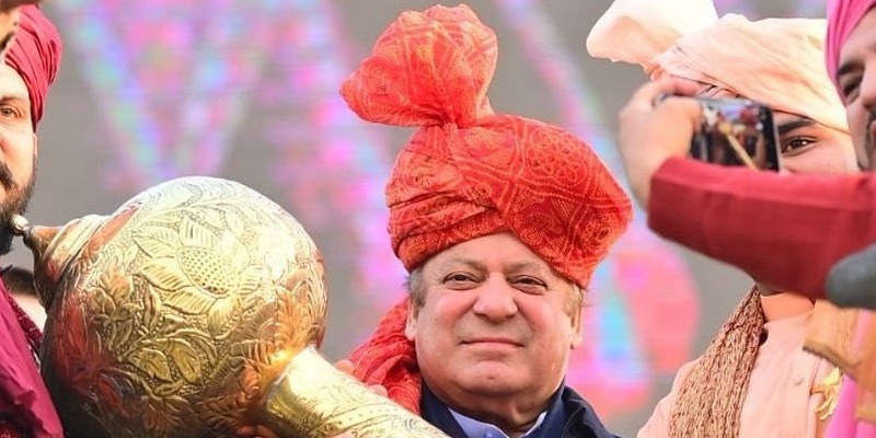 آپ نے گھبرانا