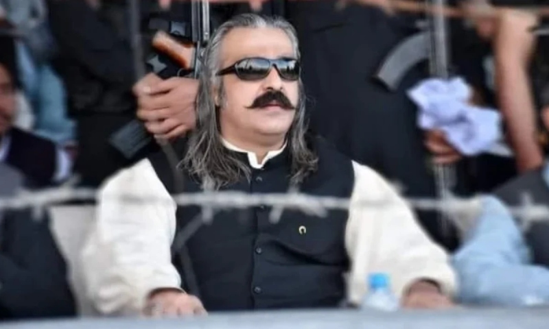 علی امین گنڈاپور یا عباد اللہ؟ وزیراعلیٰ کے پی کا انتخاب آج ہوگا