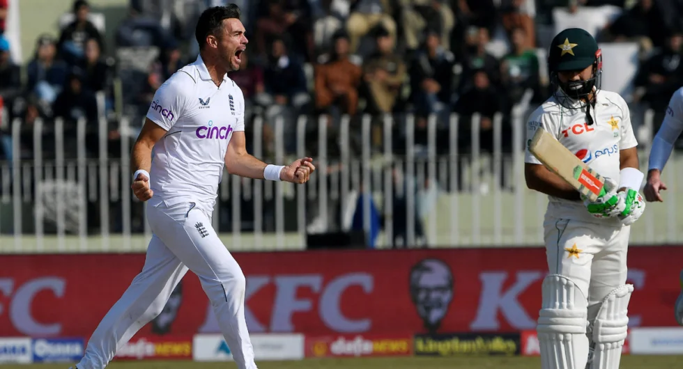 جیمز اینڈرسن