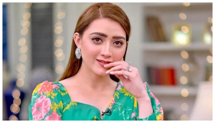 مومنہ اقبال (momina iqbal)