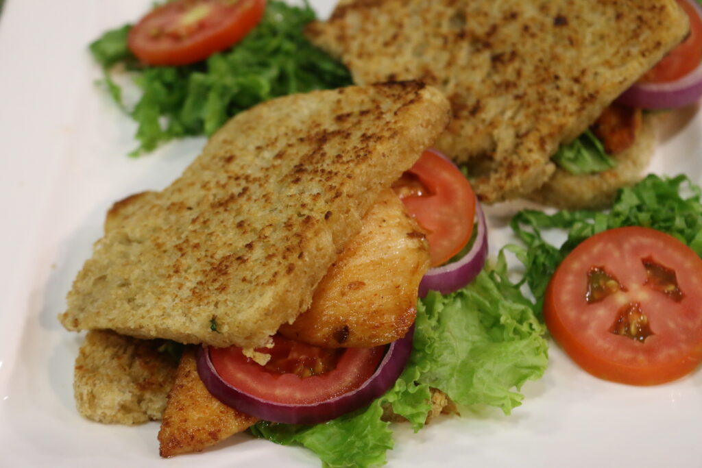 گرلڈ چکن پنینی