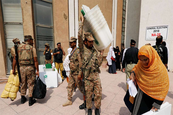 پاک فوج (pak army)