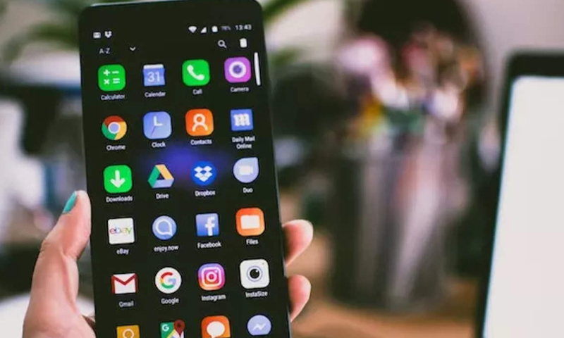 موبائل انٹرنیٹ اور موبائل کارڈ پر کتنا ٹیکس لگے گا؟ تفصیلات سامنےآگئیں mobile phones