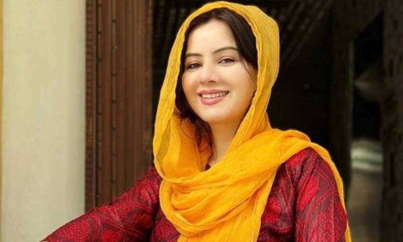 rabi pirzada رابی پیرزادہ