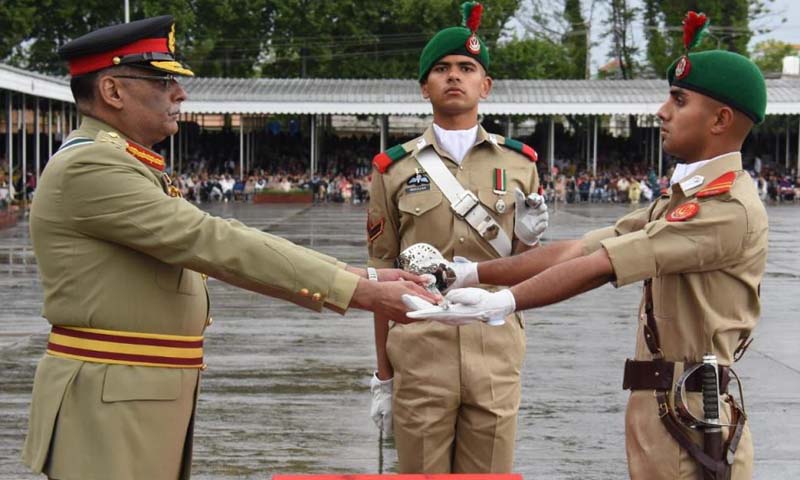 پاسنگ آؤٹ پریڈ Passing Out parade