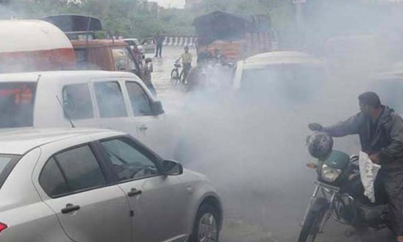 دھواں چھوڑنے والی گاڑیاں cars