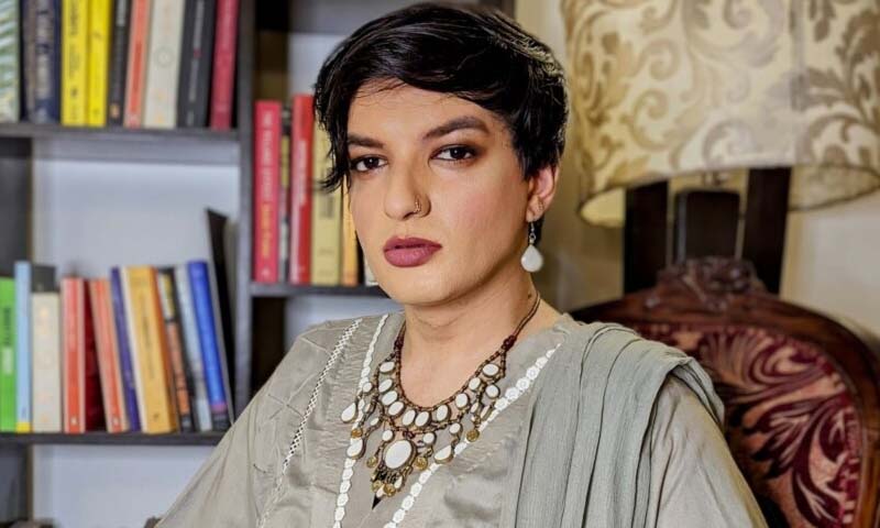 خواجہ سرا کو mehrub moiz