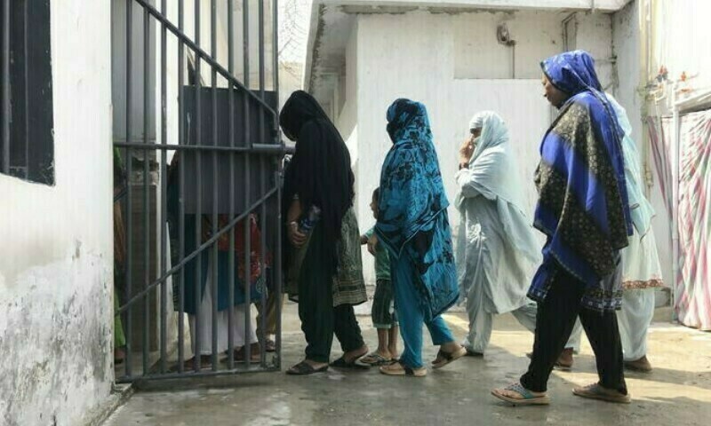 پنجاب میں بھکاری مافیا کیخلاف کریک ڈائون کا فیصلہ ، جیلوں میں بیرکس تیار محکمہ داخلہ