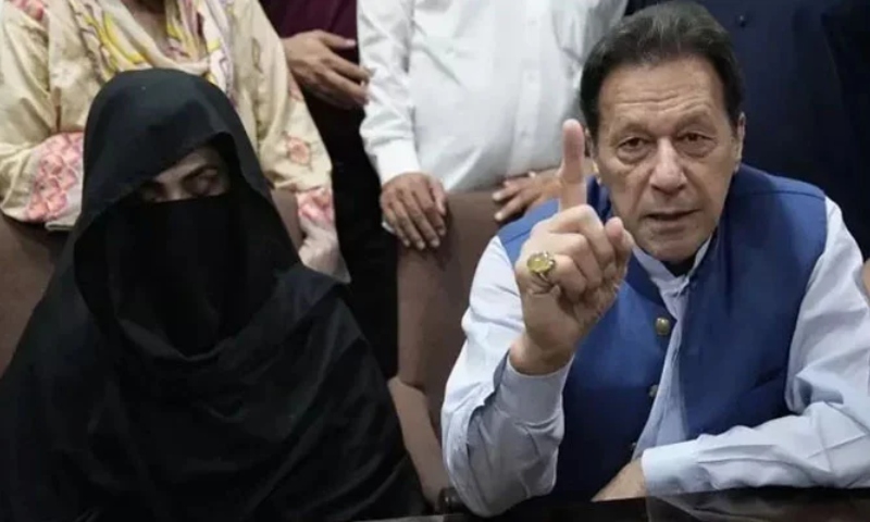 توشہ خانہ کیس: نیب ٹیم کی عمران خان، بشریٰ بی بی سے ساتویں مرتبہ تفتیش عمران خان