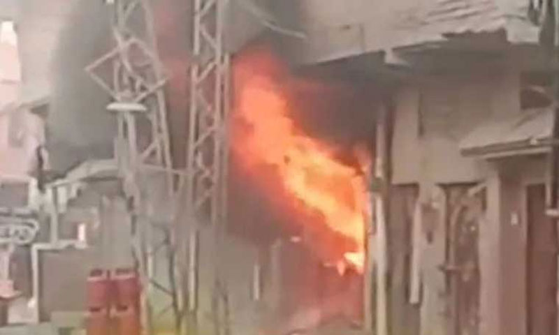 لاہور میں سلنڈر دھماکہ، 7 افراد زخمی Cylinder Blast