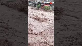 Balakot: Severe flooding in Kunhar river. Mahandri bridge was washed away. Tourists were stopped |