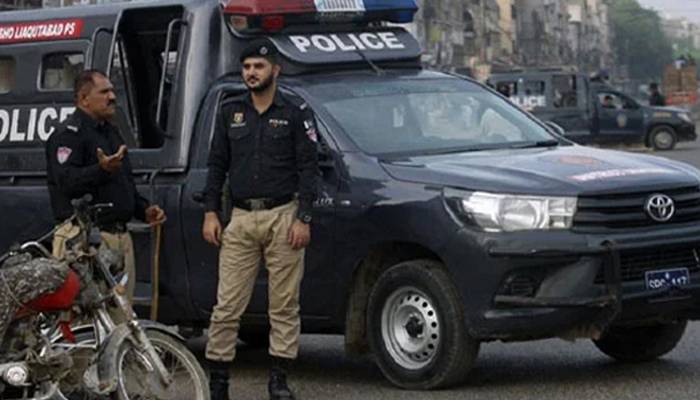 لکی مروت میں کار پر فائرنگ ، پولیس اہلکار 3 بھانجوں سمیت جاں بحق لکی مروت فائرنگ