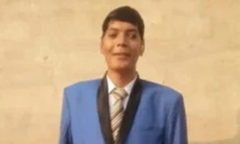 پاکستان کے سب سے طویل القامت شخص ضیاء رشید 30 سال کی عمر میں انتقال کرگئے