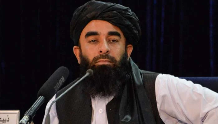 افغان حکومت کا باجماعت نماز نہ پڑھنے والے ملازمین کی تنخواہ سے کٹوتی کا اعلان افغان حکومت