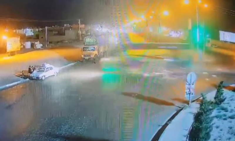 ایران، پاکستانی زائرین کے بس حادثے کی سی سی ٹی وی فوٹیج سامنے آگئی ایران