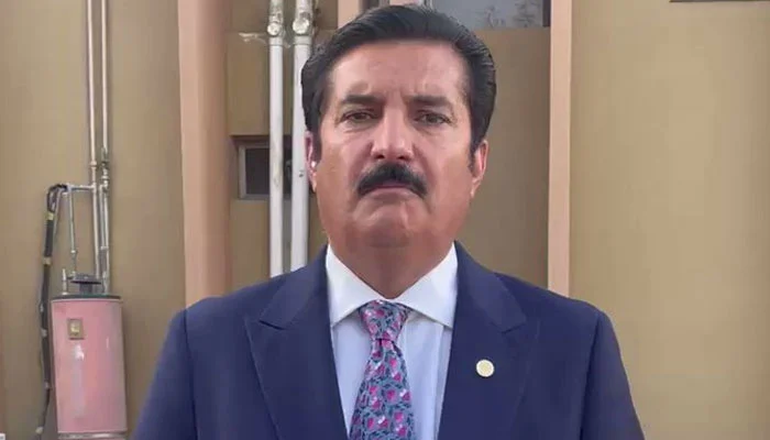 گورنر کے پی کے