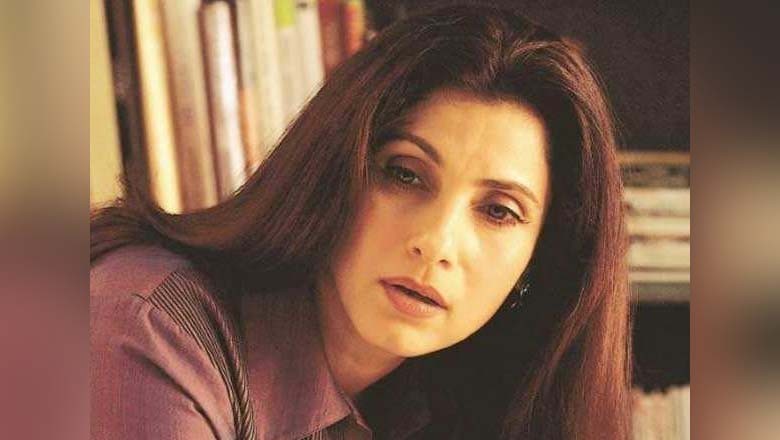 بھارتی اداکارہ ڈمپل کپاڈیا کا بیٹی کیساتھ تصویر بنوانے سے انکار ڈمپل کپاڈیا