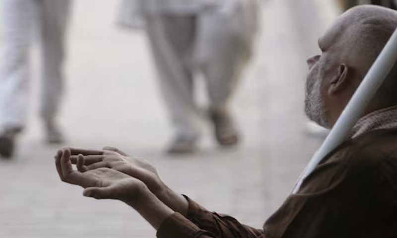 ہزاروں کی تعداد میں بھکاریوں کے نام ای سی ایل میں ڈال دیئے گئے