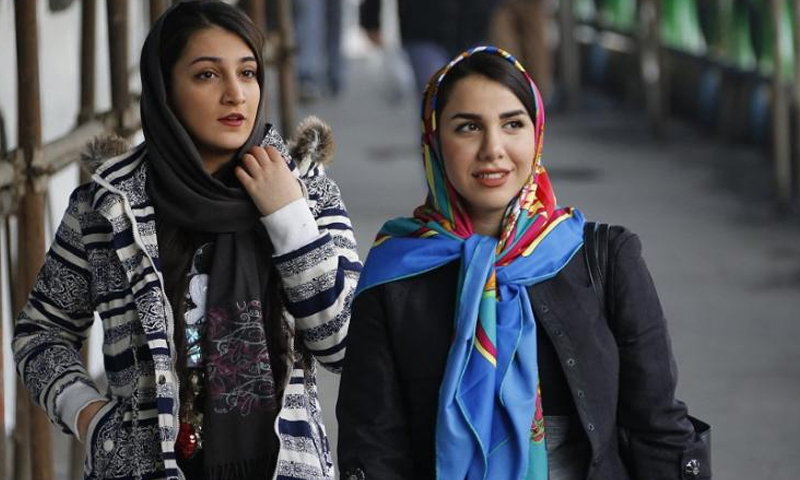 ایران کا حجاب سے منحرف خواتین کے لیے کلینک کھولنے کا اعلان ایران