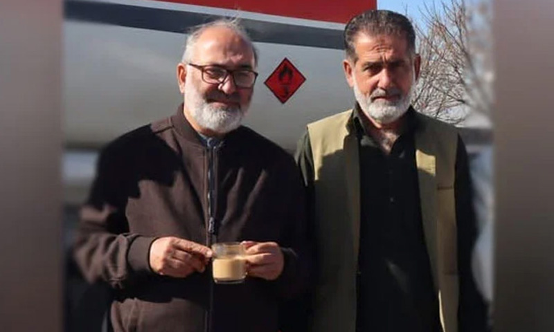 سابق سینیٹر مشتاق احمد کے بڑے بھائی صوابی میں گھر کے سامنے قتل مشتاق احمد